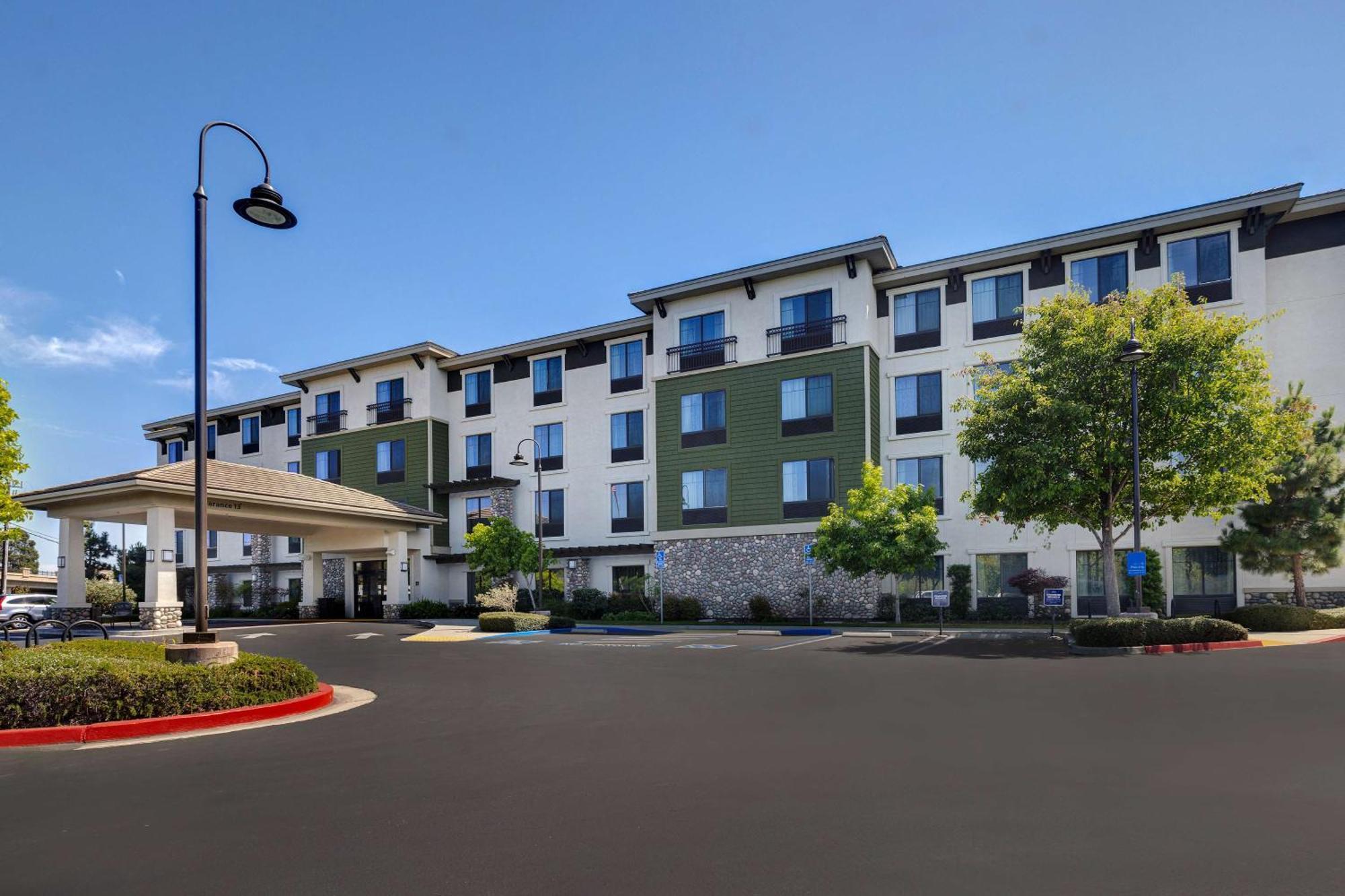 Hampton Inn & Suites San Luis Obispo Bagian luar foto